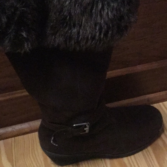 Size 5 boots - Picture 1 of 1